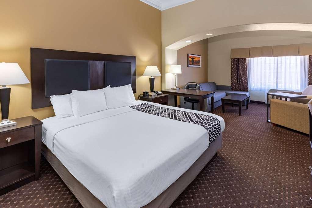 La Quinta By Wyndham Houston New Caney Номер фото